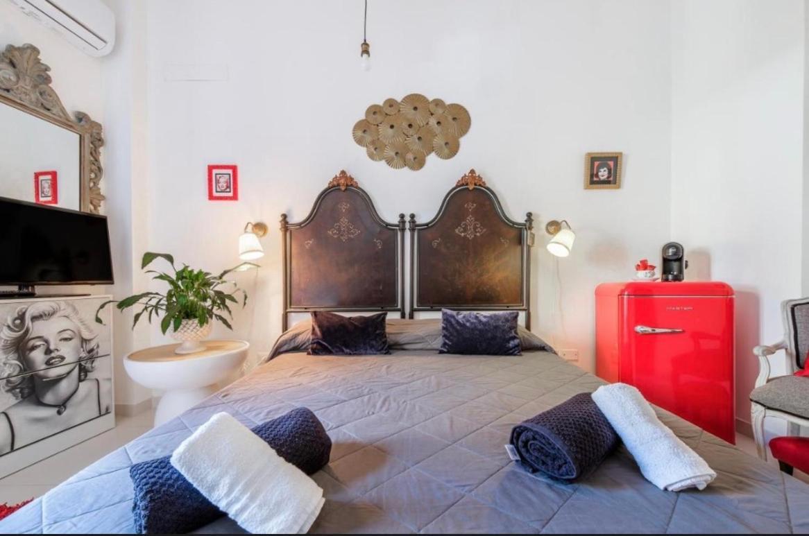 Casa Luce Bed and Breakfast Milazzo Exteriör bild