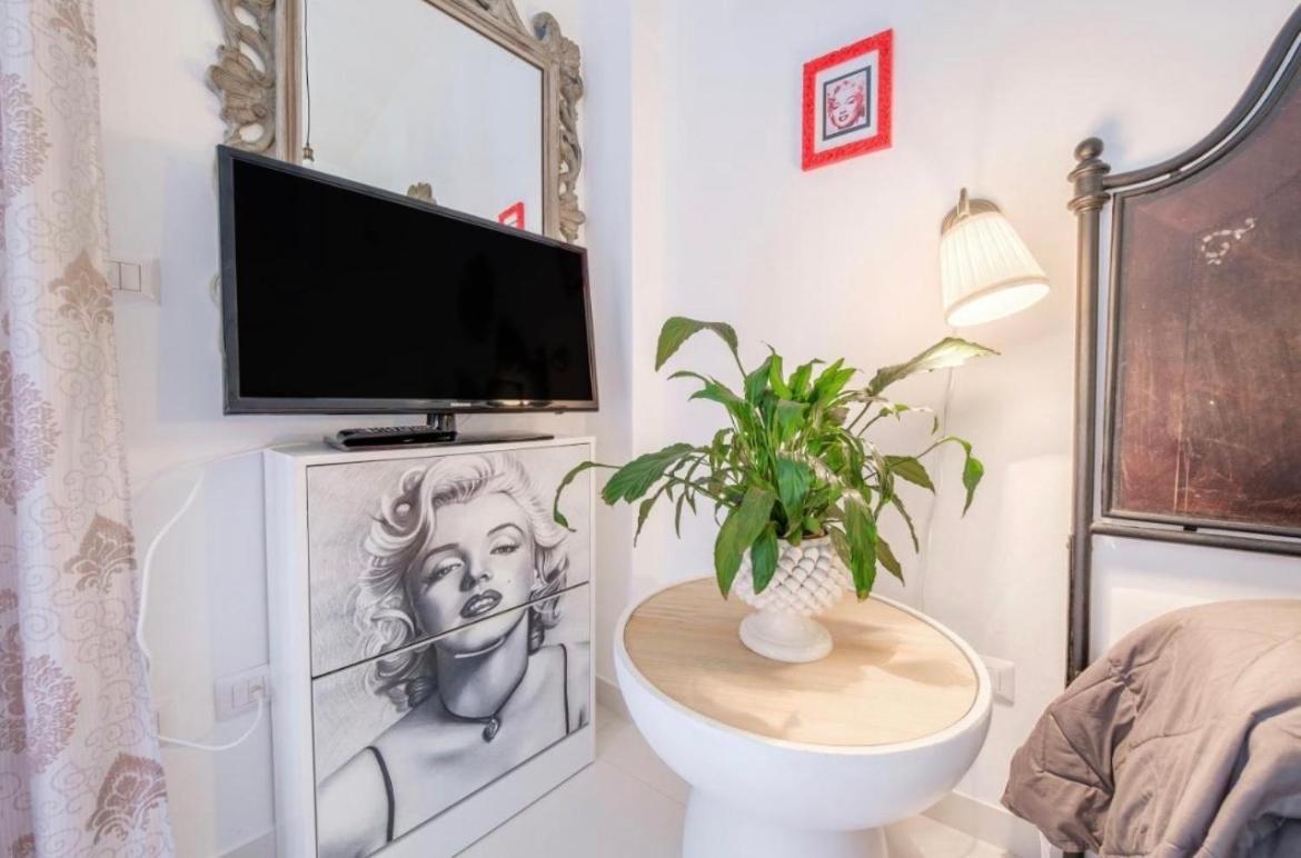 Casa Luce Bed and Breakfast Milazzo Exteriör bild
